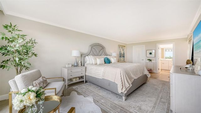 2425 GULF OF MEXICO DRIVE 1B, Longboat Key, FL 34228
