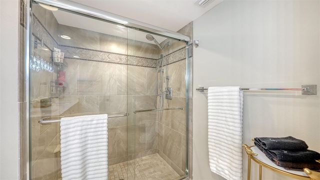2425 GULF OF MEXICO DRIVE 1B, Longboat Key, FL 34228