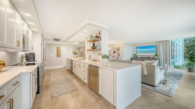 2425 GULF OF MEXICO DRIVE 1B, Longboat Key, FL 34228