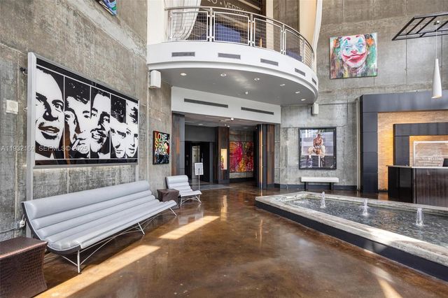 690 SW 1st Ct 1213, Miami, FL 33130