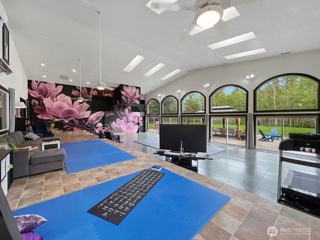 21829 210th Avenue SE, Maple Valley, WA 98038