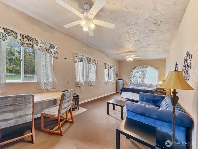 21829 210th Avenue SE, Maple Valley, WA 98038