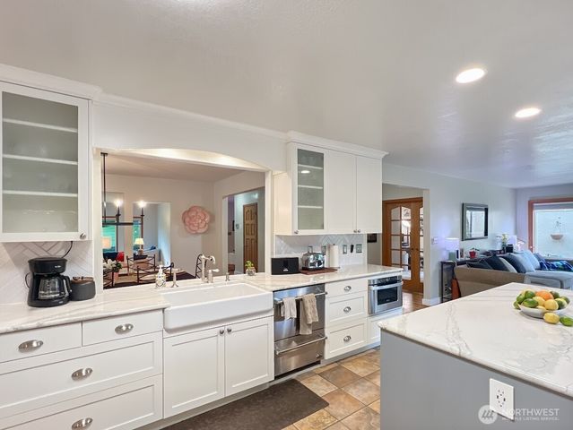 21829 210th Avenue SE, Maple Valley, WA 98038