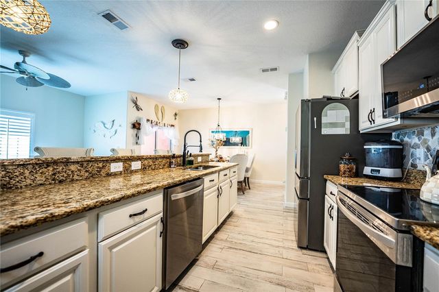 8972 CALIFORNIA PALM ROAD, Kissimmee, FL 34747