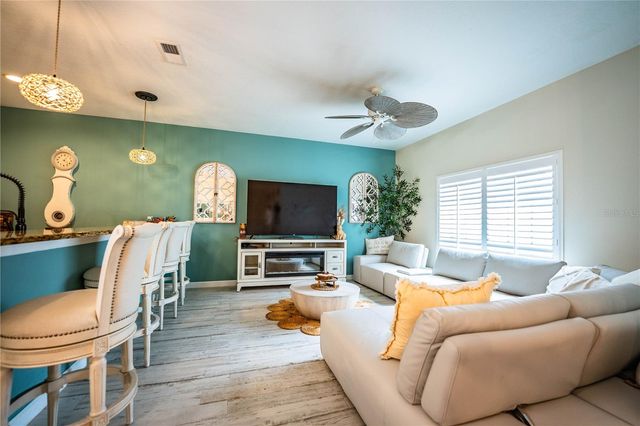 8972 CALIFORNIA PALM ROAD, Kissimmee, FL 34747