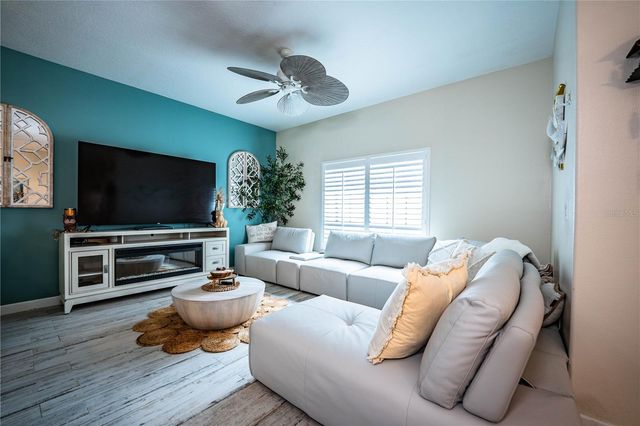 8972 CALIFORNIA PALM ROAD, Kissimmee, FL 34747