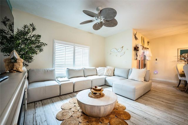 8972 CALIFORNIA PALM ROAD, Kissimmee, FL 34747