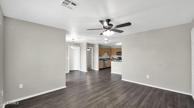 5611 S 32nd Street 2, Phoenix, AZ 85040