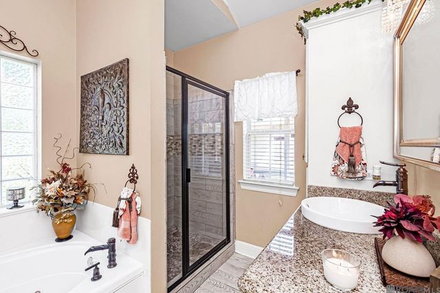 6497 Summerlin Dr, Zachary, LA 70791
