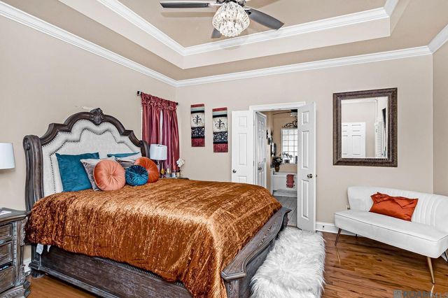 6497 Summerlin Dr, Zachary, LA 70791