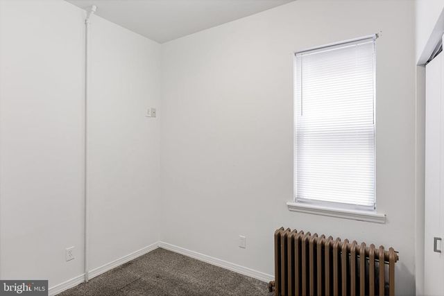 6000-02 S CRESCENT BLVD, Pennsauken, NJ 08109