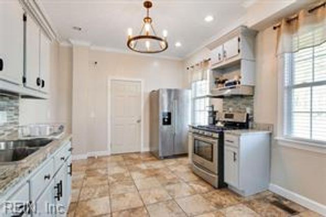 415 Lee ST, Hampton, VA 23669