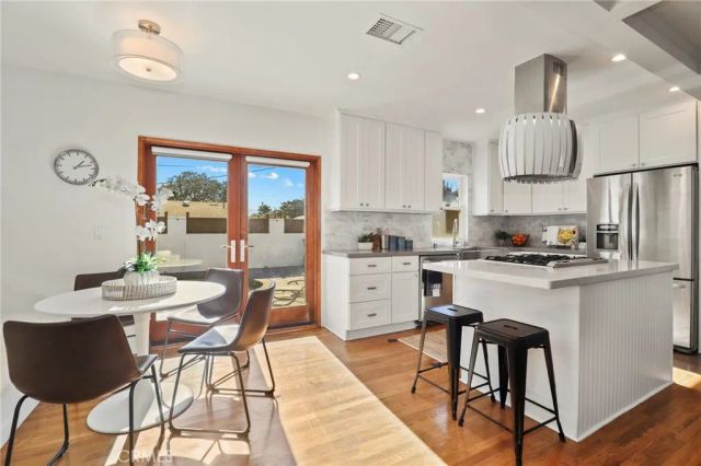 2722 Spreckels Lane, Redondo Beach, CA 90278