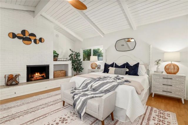 2722 Spreckels Lane, Redondo Beach, CA 90278