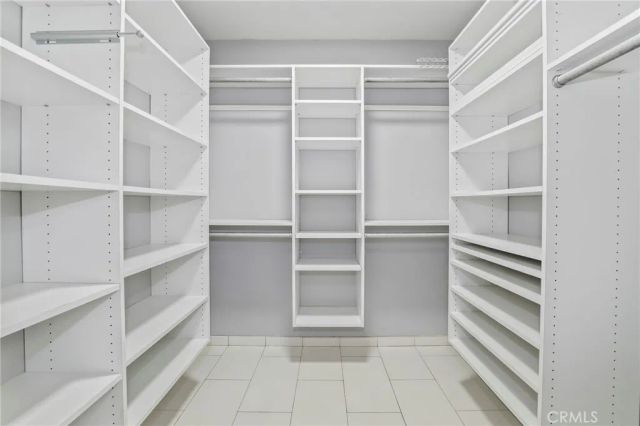 2722 Spreckels Lane, Redondo Beach, CA 90278