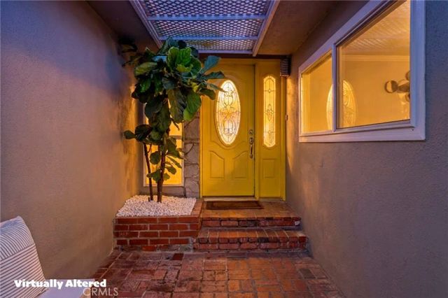 2722 Spreckels Lane, Redondo Beach, CA 90278