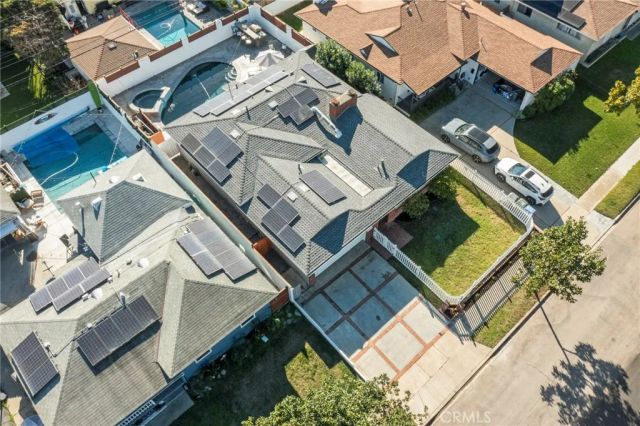 2722 Spreckels Lane, Redondo Beach, CA 90278