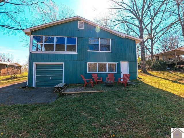 267 Primrose Drive, New Concord, KY 42076