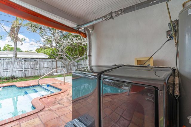 18670 Belview Dr, Cutler Bay, FL 33157