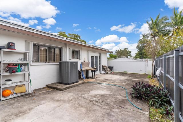 18670 Belview Dr, Cutler Bay, FL 33157