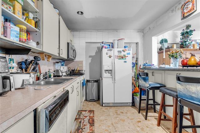 18670 Belview Dr, Cutler Bay, FL 33157