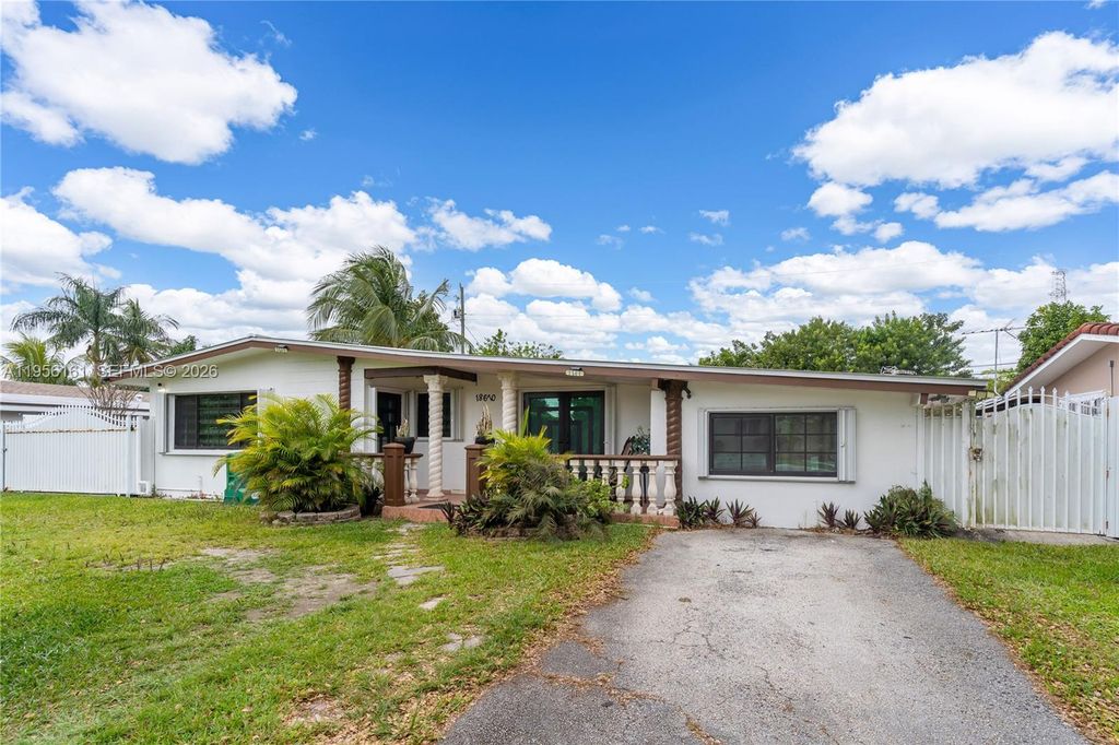 Image 1 of property listing at 18670 Belview Dr, Cutler Bay, FL 33157