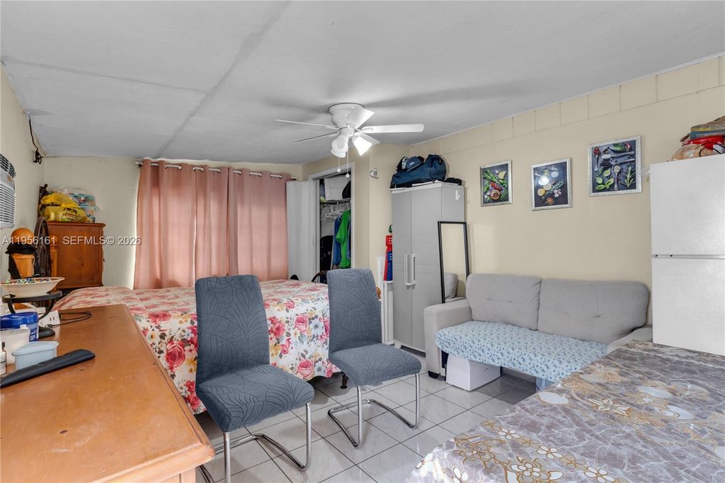 Image 25 of property listing at 18670 Belview Dr, Cutler Bay, FL 33157