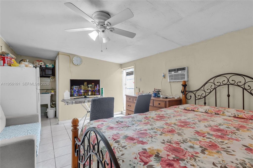 Image 27 of property listing at 18670 Belview Dr, Cutler Bay, FL 33157