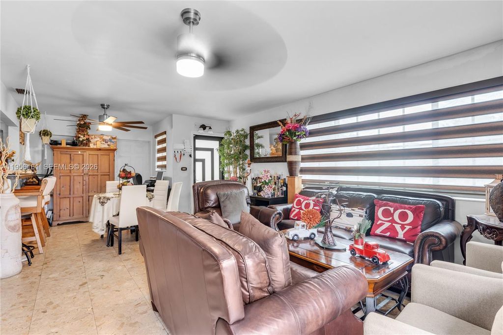 Image 6 of property listing at 18670 Belview Dr, Cutler Bay, FL 33157