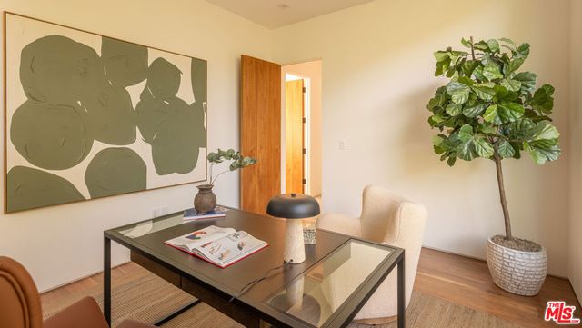 12752 Mulholland Drive, Los Angeles, CA 90210