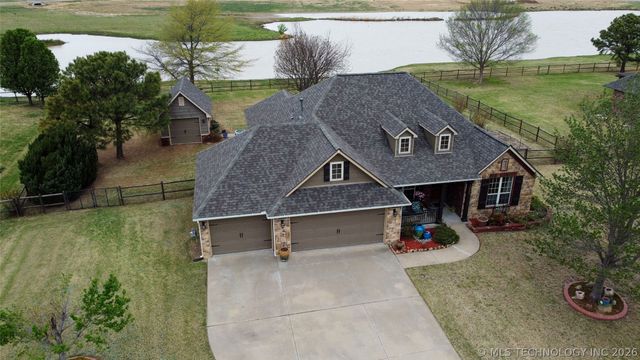 13826 N 59th East Place, Collinsville, OK 74021