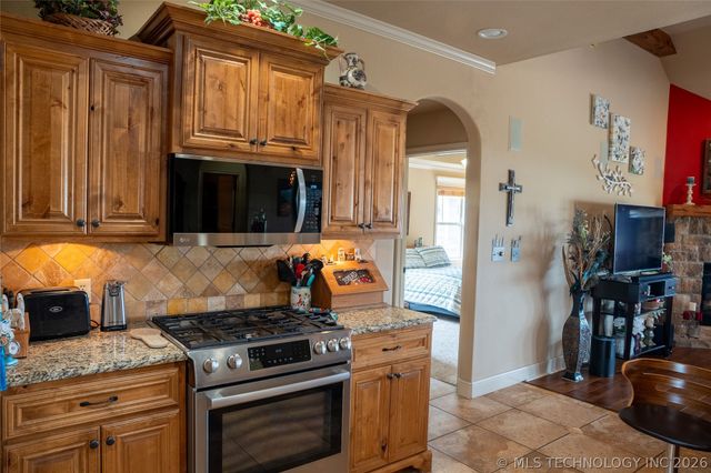 13826 N 59th East Place, Collinsville, OK 74021