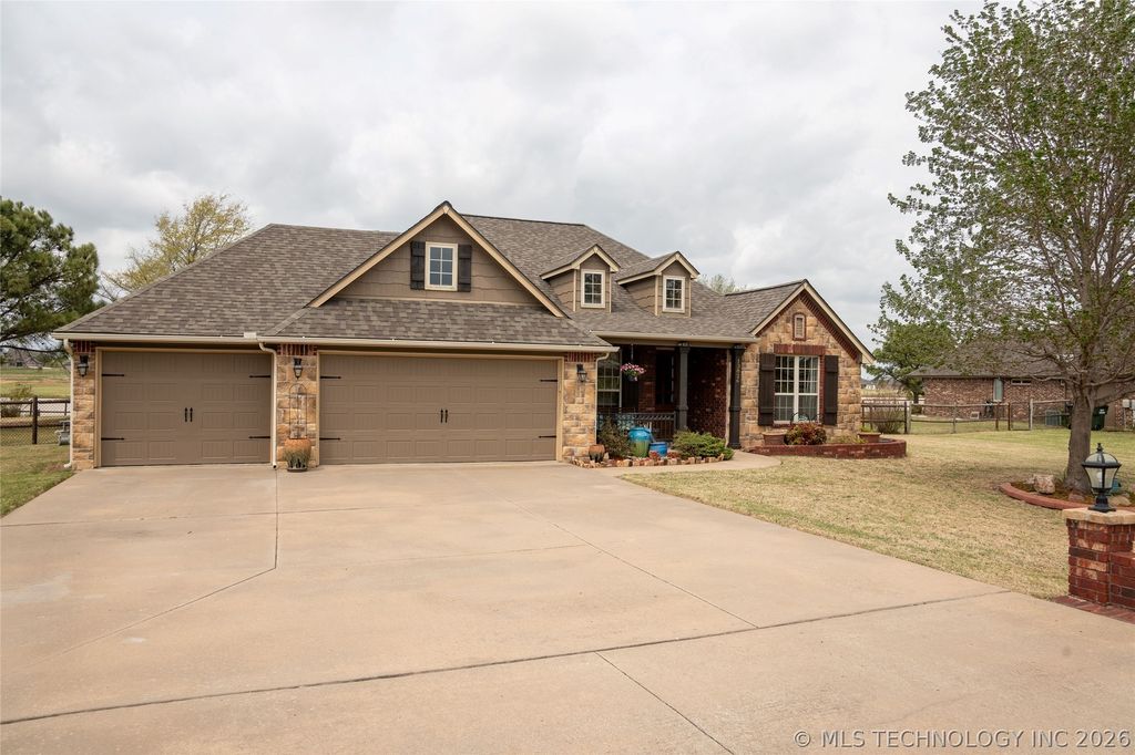 13826 N 59th East Place, Collinsville, OK 74021