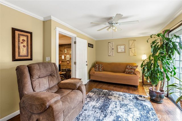 6302 181st Place SW, Lynnwood, WA 98037