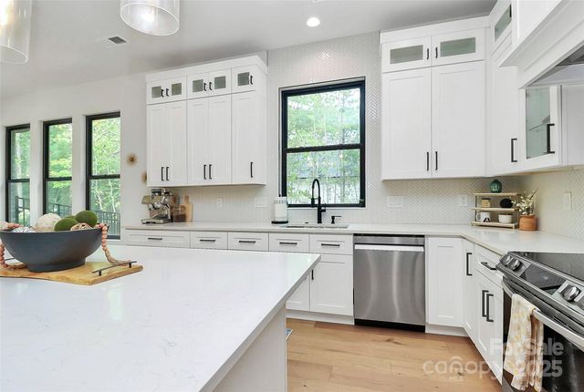 17102 Green Hill Road, Charlotte, NC 28278
