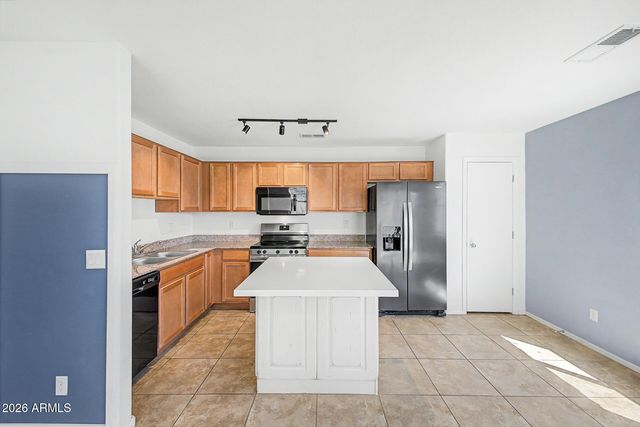1897 W STAGECOACH Street, Apache Junction, AZ 85120