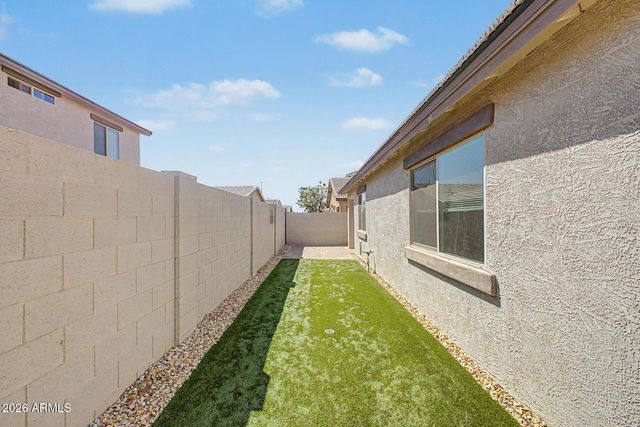 1897 W STAGECOACH Street, Apache Junction, AZ 85120
