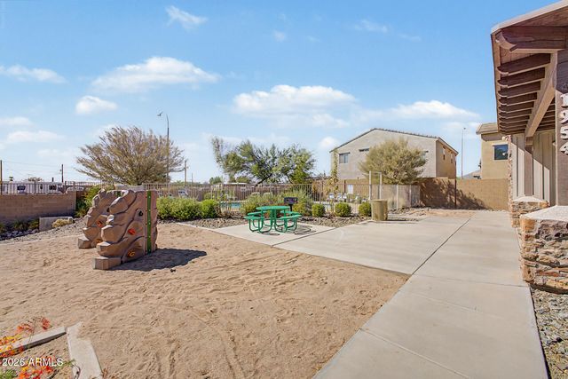 1897 W STAGECOACH Street, Apache Junction, AZ 85120