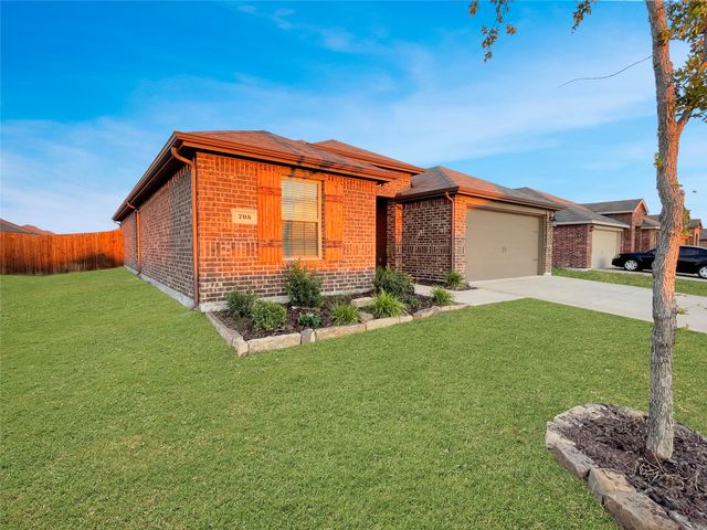 705 Farmstead Way, Josephine, TX 75189