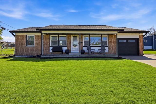 5759 1st Avenue SW, Cedar Rapids, IA 52405