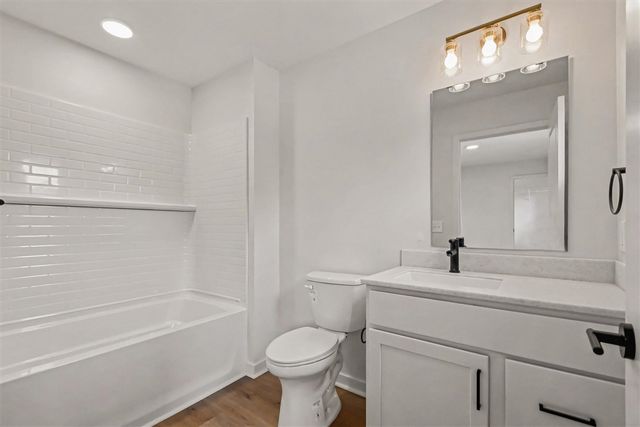 1480 W Valley, Lansing, MI 48906
