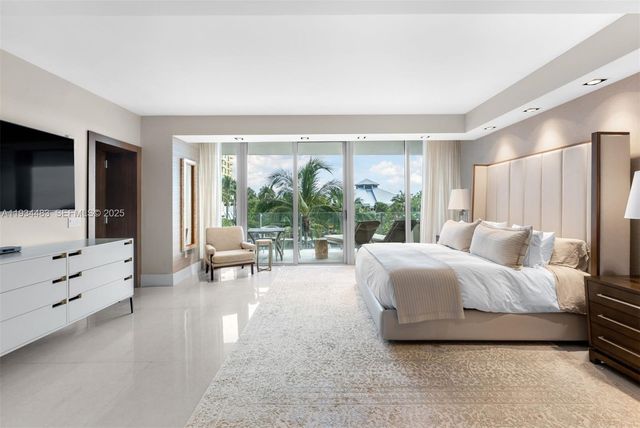 1 Collins Ave 308, Miami Beach, FL 33139