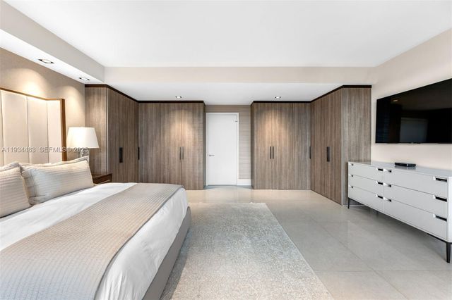 1 Collins Ave 308, Miami Beach, FL 33139