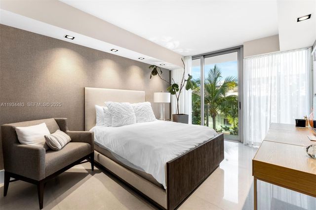 1 Collins Ave 308, Miami Beach, FL 33139