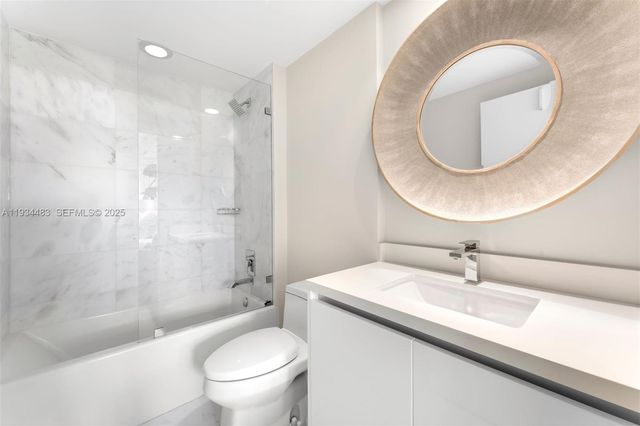 1 Collins Ave 308, Miami Beach, FL 33139