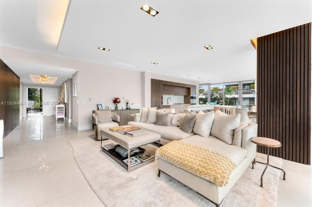 1 Collins Ave 308, Miami Beach, FL 33139