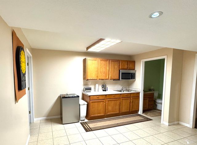 1826 Oak Leaf Drive, Adrian Twp, MI 49221