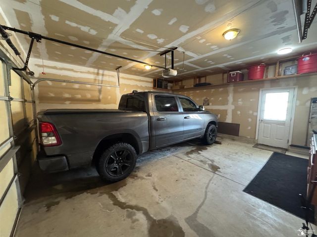 1826 Oak Leaf Drive, Adrian Twp, MI 49221