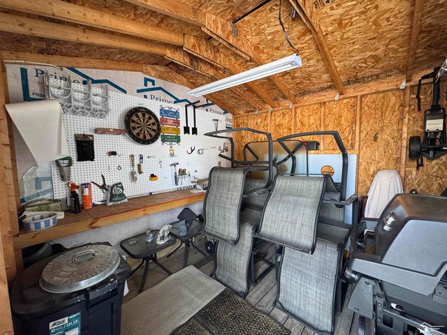 1826 Oak Leaf Drive, Adrian Twp, MI 49221