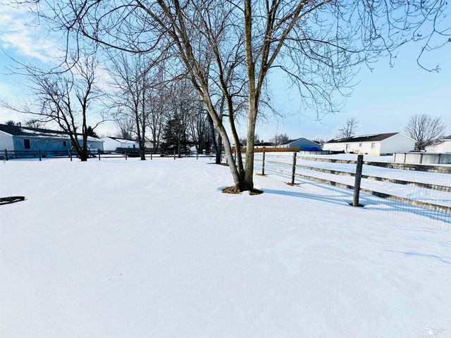 1826 Oak Leaf Drive, Adrian Twp, MI 49221